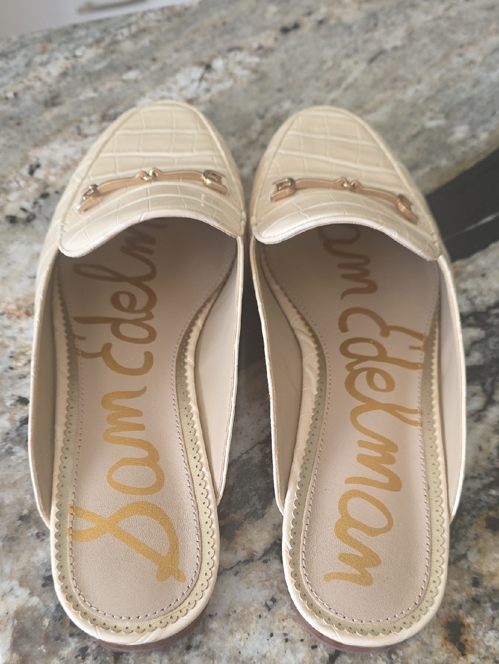 PRISTINE Sam Edelman Linnie Horse Bit Mule Eggshell Croc Size 9.5 Cream Ecru - Picture 10 of 13